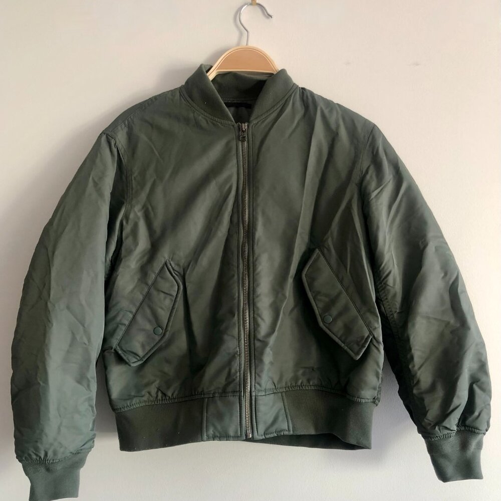 UNIQLO KHAKI BOMBER JACKET SZ S